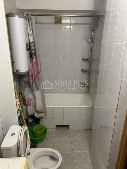 Срочно! 3к, Мрии 22д, недорого