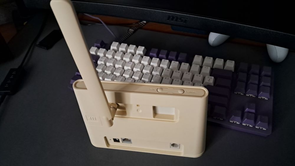 4G LTE роутер Huawei B311-221 + SIM lifecell + антена | працює від пов