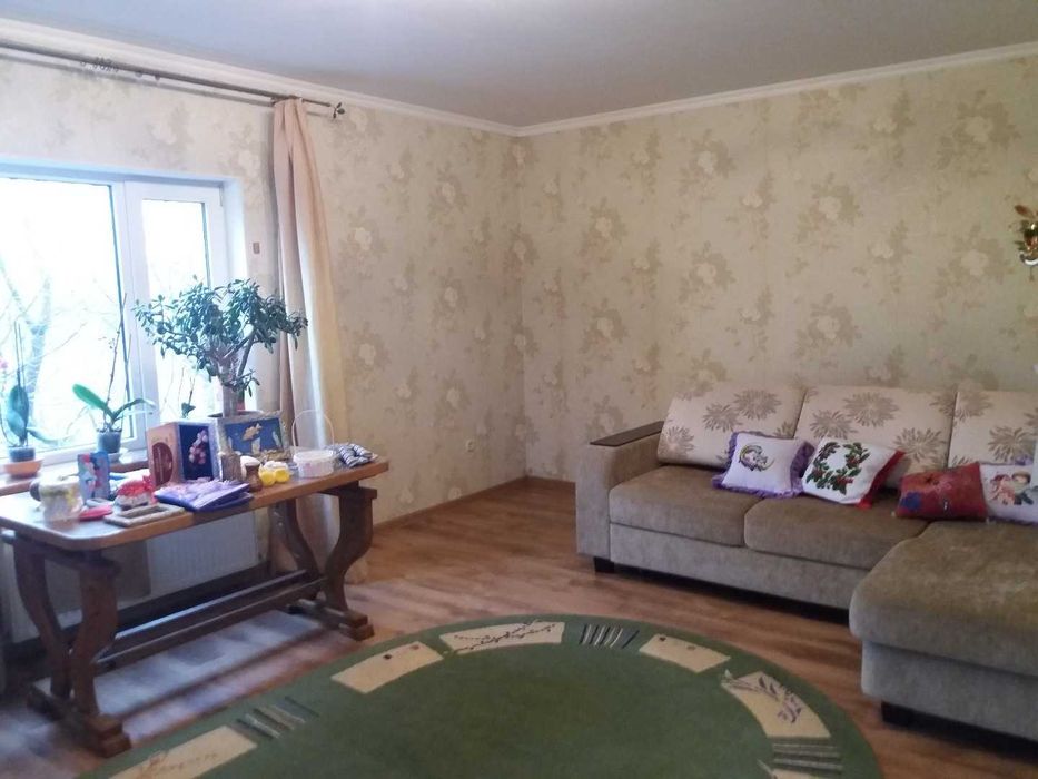 Продається 2-х поверховий (мансарда) будинок у с. Барабой