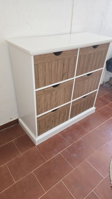 Cómoda/ Móvel de arrumação