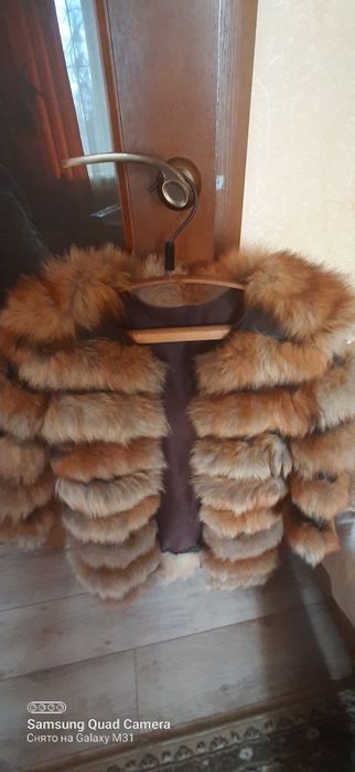 Срочно! Продам жилетку из Лисы