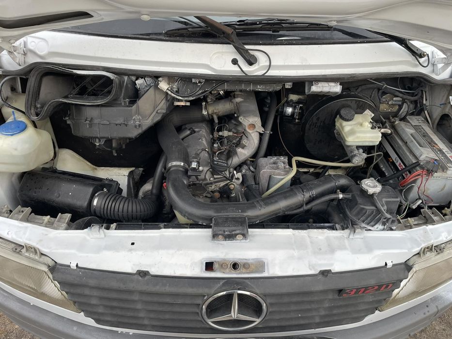 Мерседес спринтер