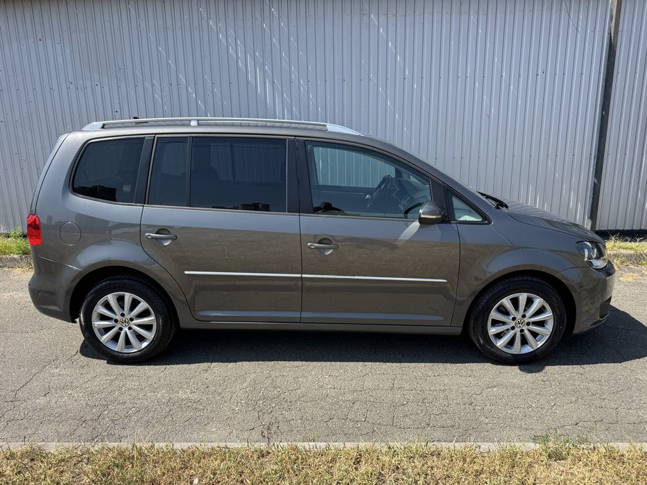Volkswagen Touran 1.4 tsi automat з Швейцарії