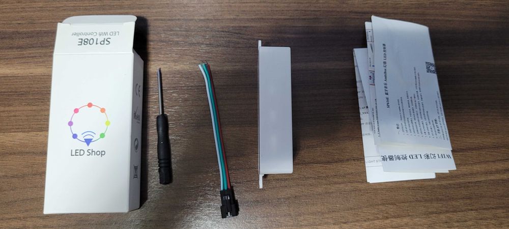 SP108E kontroler WiFi do adresowanych taśm LED WS2812B, WS2811