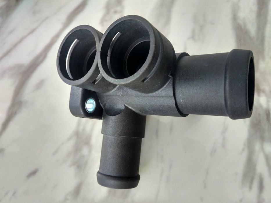 Фланець охлождающей жидкости