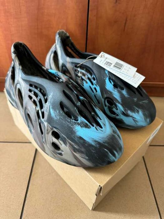 Buty Adidas Yeezy boost Yeezy foam rnr mx cinder 47