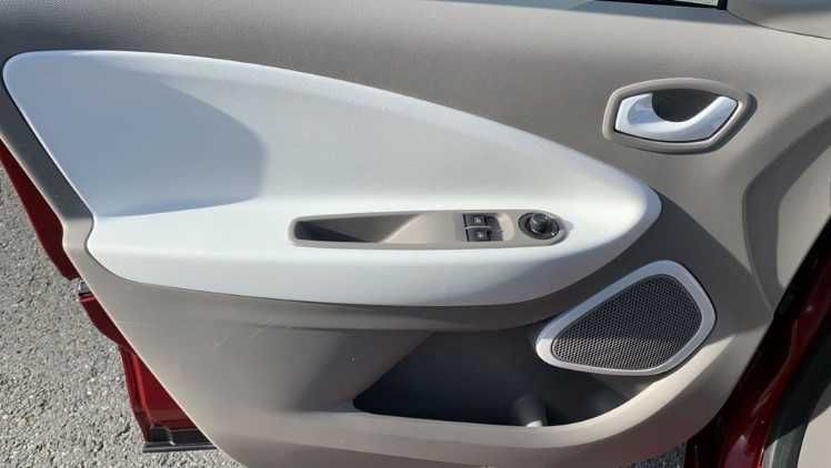 Renault ZOE Life 40 R110 BATERIA PRÓPRIA IVA DEDUTÍVEL