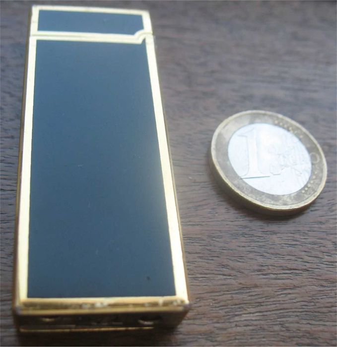 Isqueiro Pierre Cardin