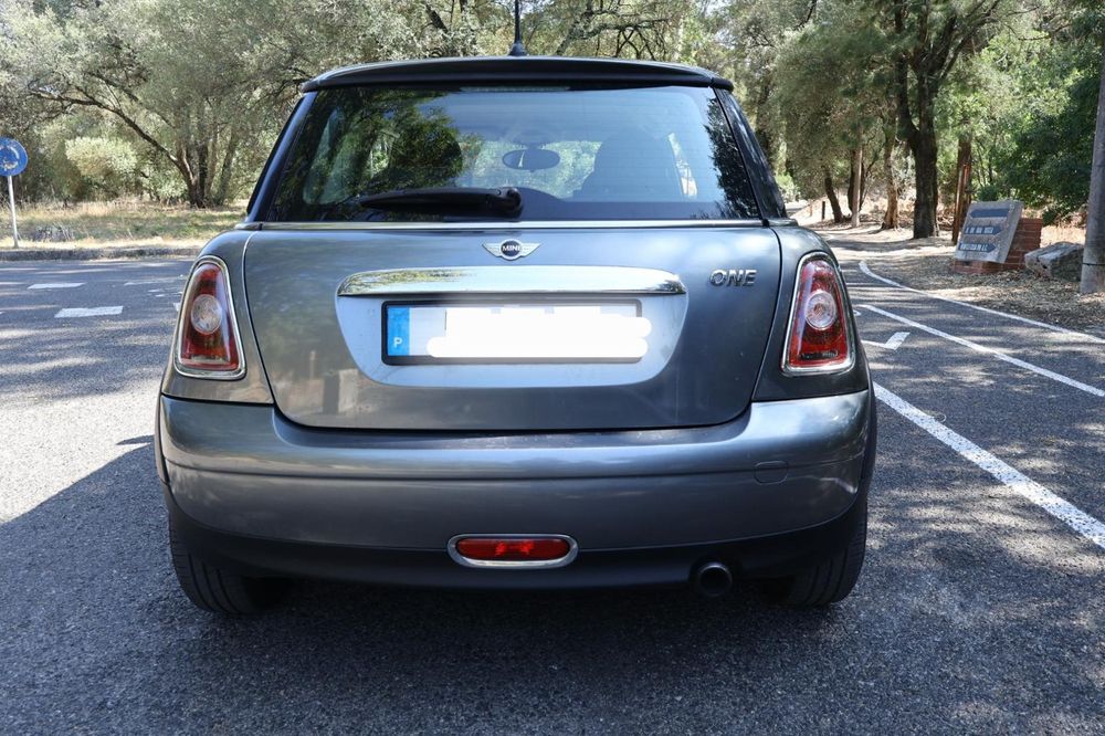 Mini Cooper One 1.4525313214608189443