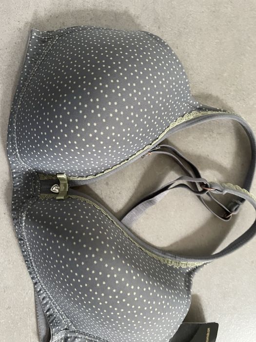 Nowy stanik 75B bezfiszbinowy