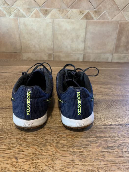 Buty Nike halówki stan bdb rozmiar 38,5