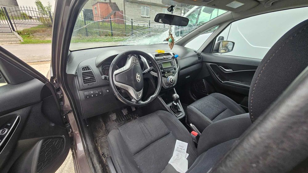 Hyundai ix20 2012 1.4 lpg