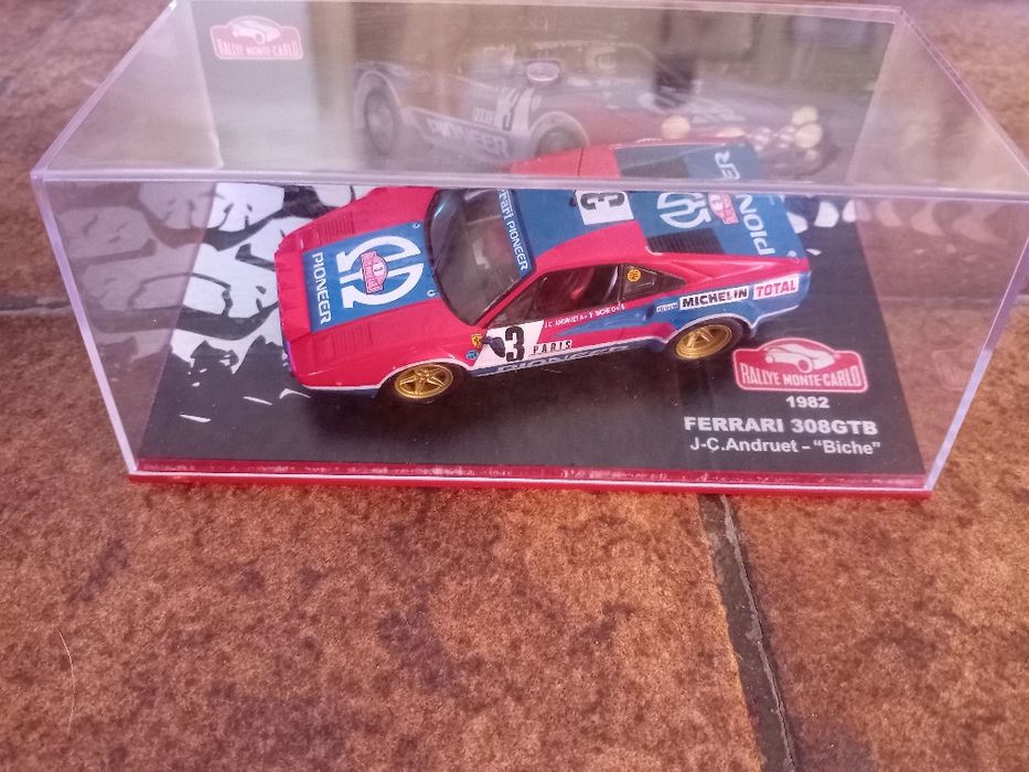 2 Miniaturas Carros Ferrari 308 GTB, Monte Carlo e Rally Vasco Navarro