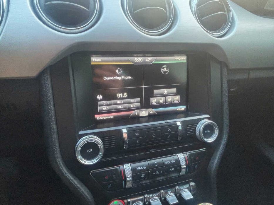 Ford Mustang EcoBoost Premium      2015