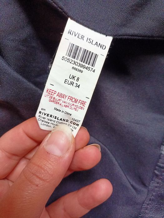 Czarna ramoneska river island rozmiar S 36 z futerkiem
