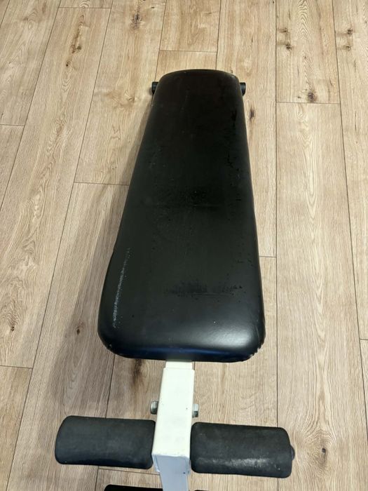 Ławeczka do brzuszków