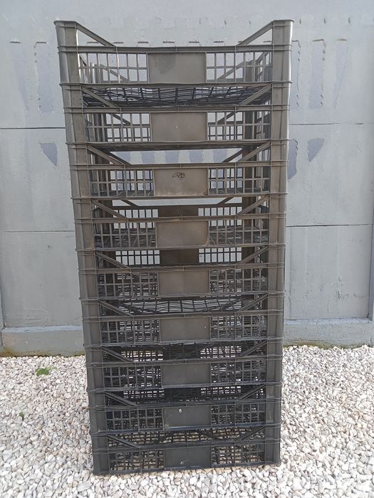 Skrzynka plastikowa 60/40