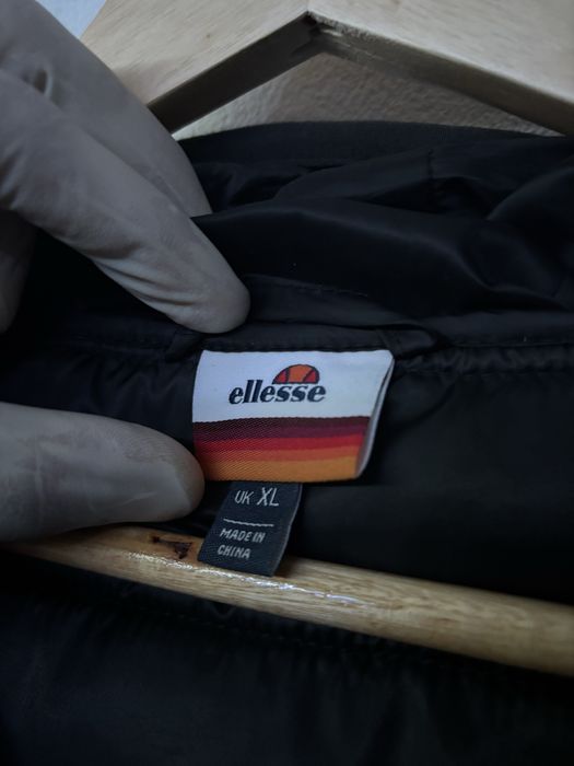 Ellesse black hooded puffer jacket zip logo printed