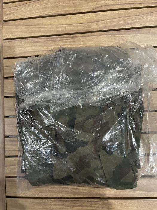 Mundur polowy 124L/MON rozmiar S/R. + gratis