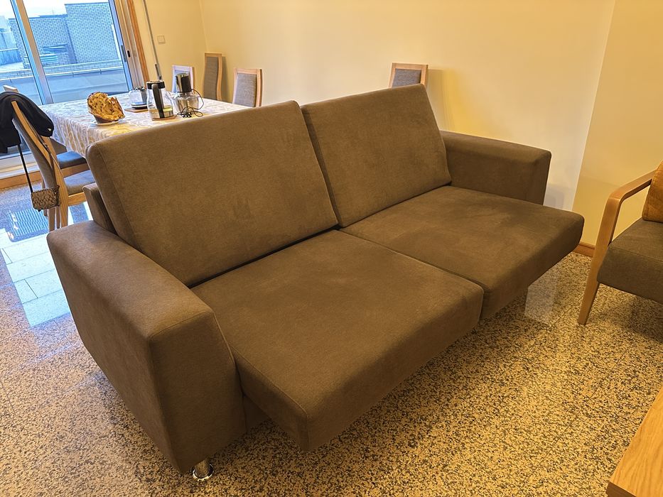 Sofá extensível + poltrona feitos por encomenda