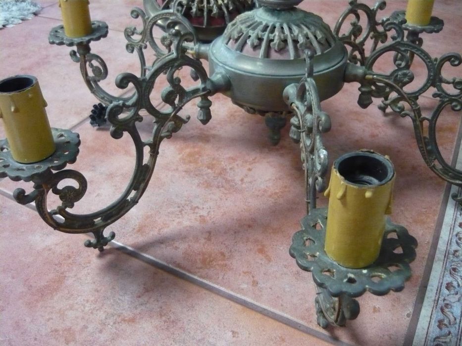 żyrandol mosiężny