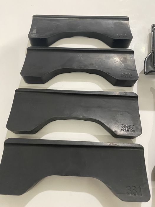 Подам Thule Kit 145121 для Audi A3