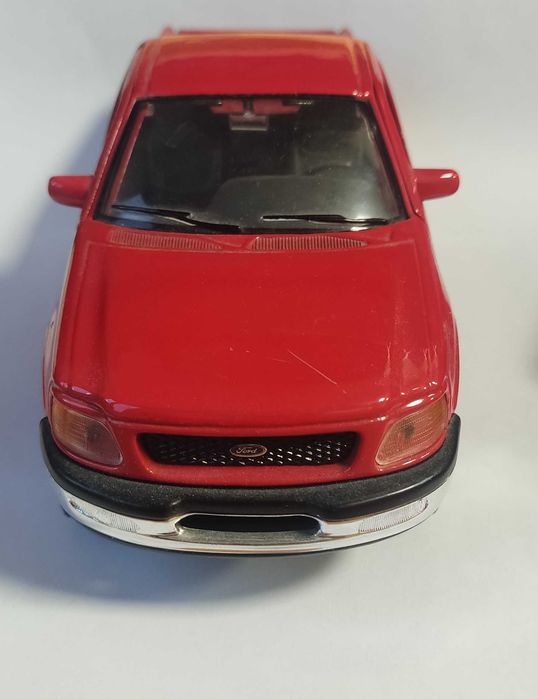 Maisto Ford F 1/26  auto