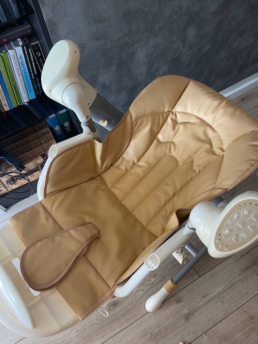 Стілець для годування + закачующий центр MominLove TwinkleDuo Стульчик