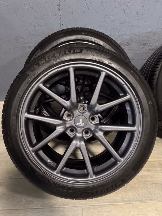 Диски Tesla R18 8.5j ET 40