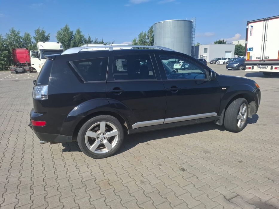 Mitsubishi Outlander II 4x4 2.0 TDI 140km