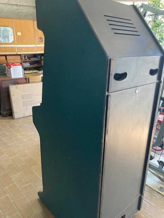 Máquina Video Arcade c/ Slot Neo Geo p/ 4 Cassetes