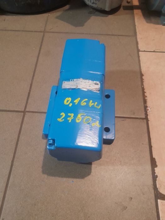 Silnik elektryczny wibracyjny 0,16kw 2750 obr/min