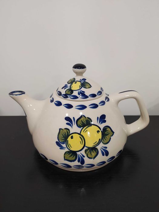 Loiça pintada à mão