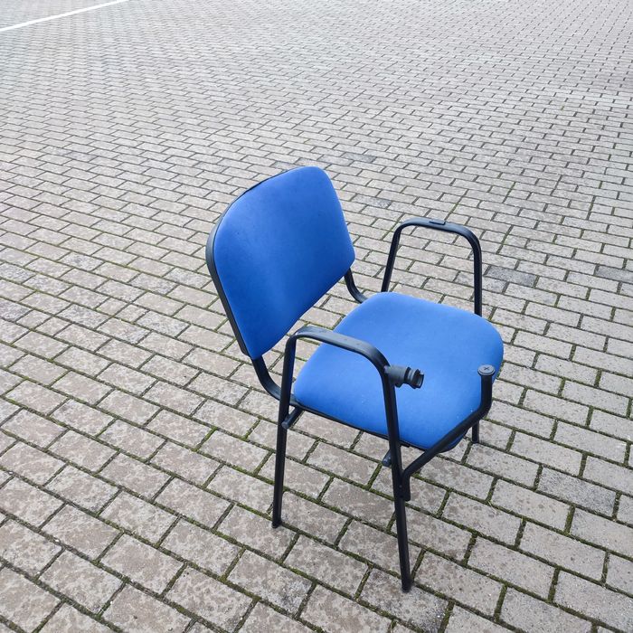 Krzesło ISO z pulpitem lub bez!