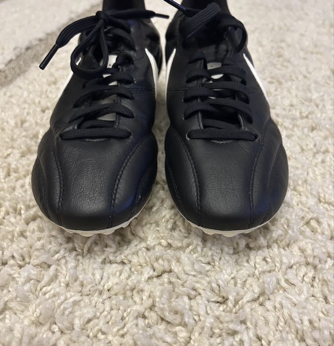 Buty piłkarskie Nike premier r.39