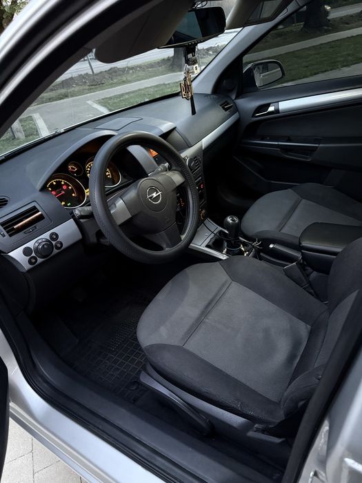 Opel Astra h1.7