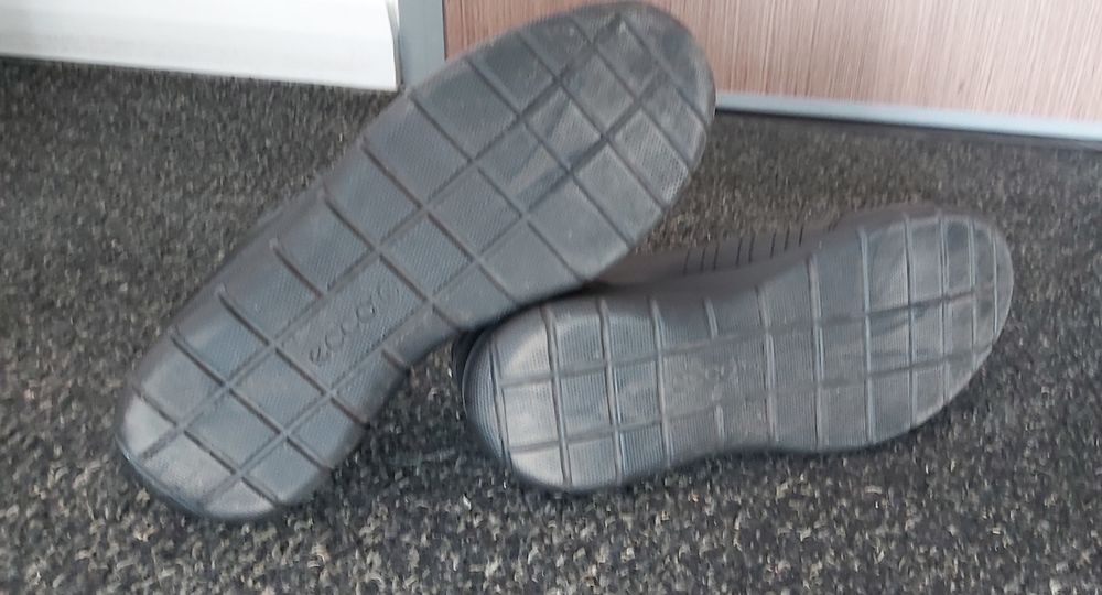 Buty skórzane ecco 35 jak nowe