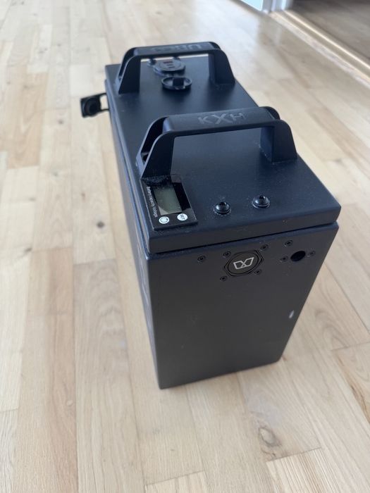 Зарядна станція Ubco KX3.1 1200 Вт 1600 Вт год