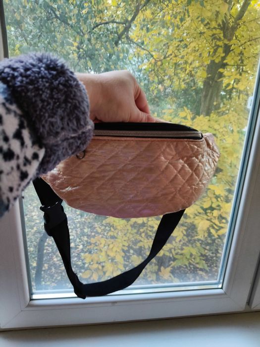 Бананка Хамелеон  блискуча