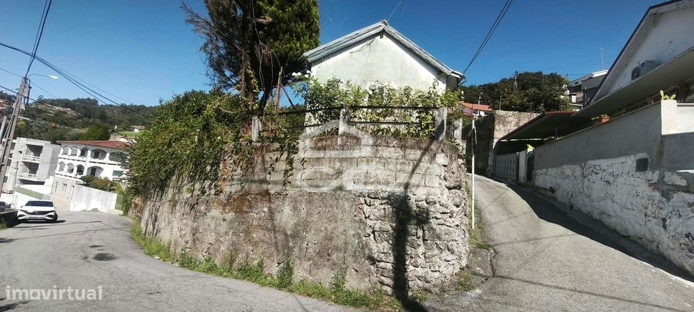 Moradia para Restauro Caldas de Vizela
