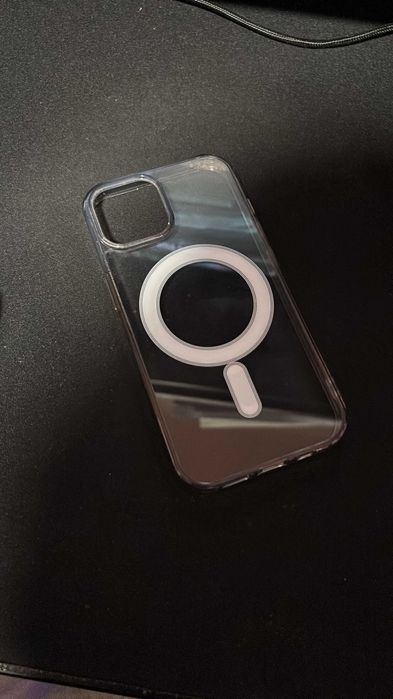 Capa MagSafe Transparente para iPhone (13 Pro Max até 15 Pro Max)