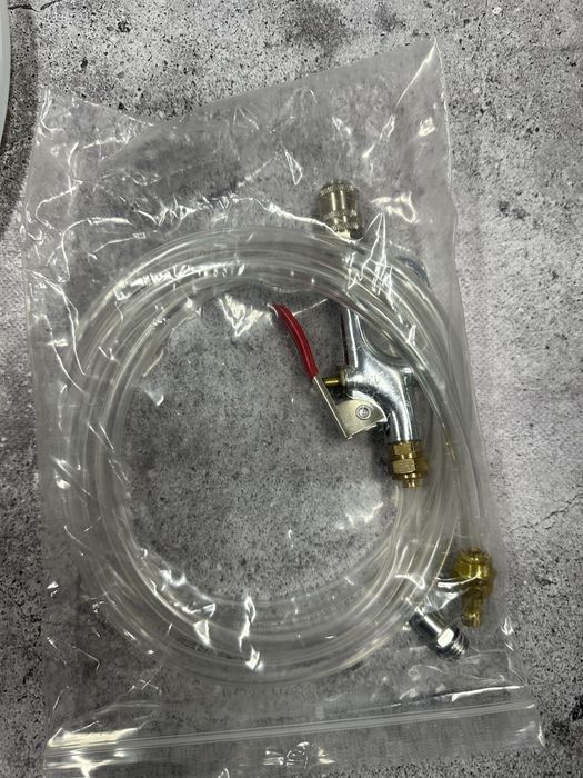 FreeTec Pneumatyczna Pompa do Oleju ATF 10L z Adapterami