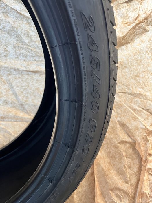 Pneu Pirelli P-Zero 245/40/20