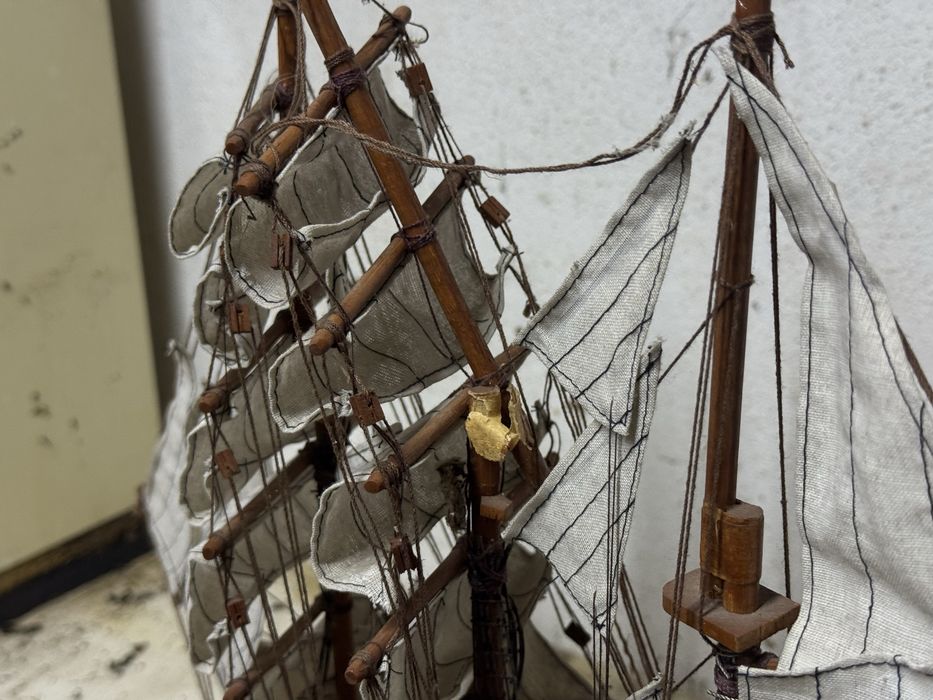 3 Barcos em Miniatura (Para Restauro Profundo / Peças)
