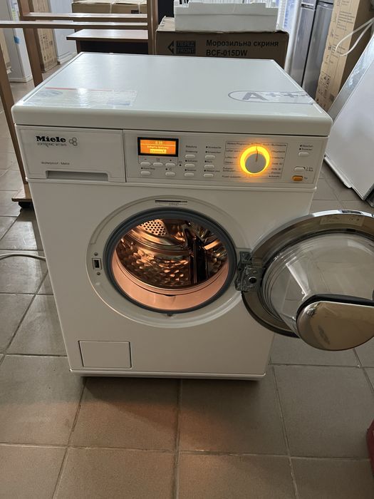 Прально-сушильна машина  Miele Softronic WT 2670 WPM