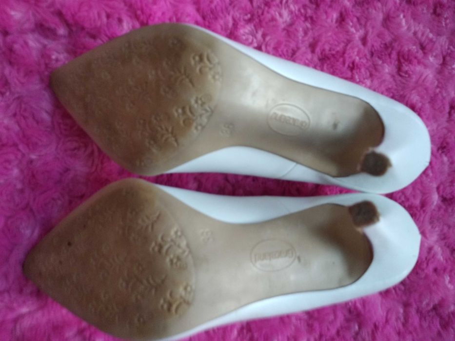 Graceland Daichman szpilki białe 36 ślub wesele używane