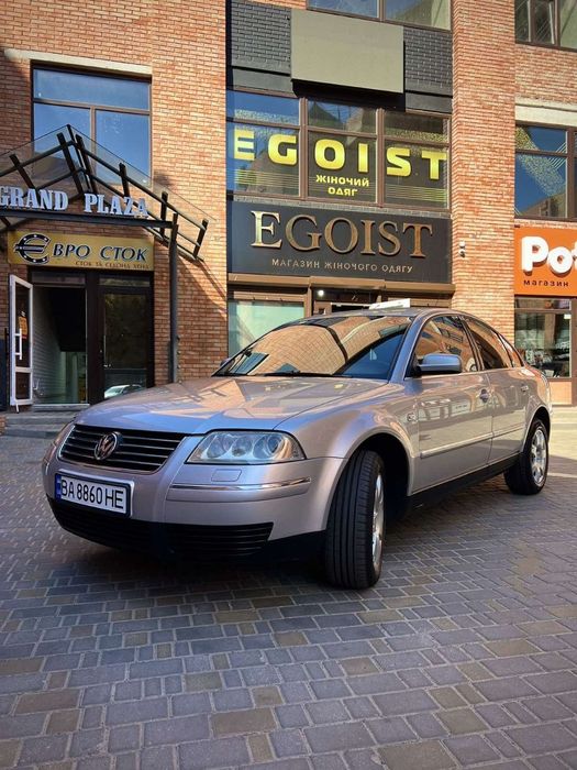 VOLKSWAGEN Passat 2003