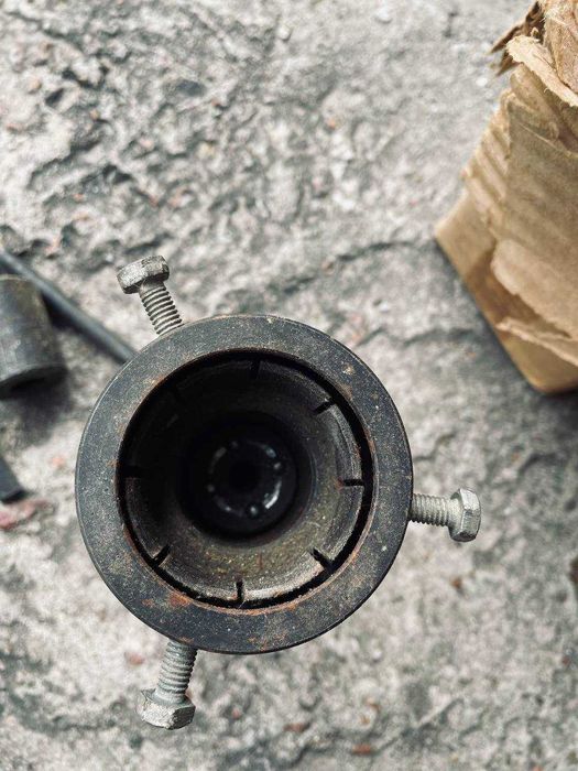 крани для води, вентилі , крани газові