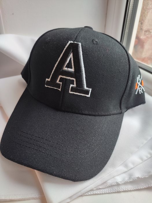 Продам нову кепку