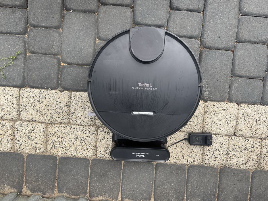 Robot sprzatajacy Tefal uszkodzony - na cześci